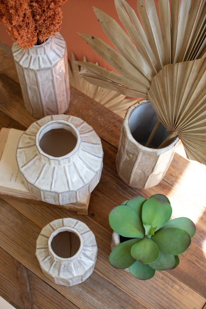 SET OF FIVE WHITE CERAMIC PLANTERS-Fiore Verde