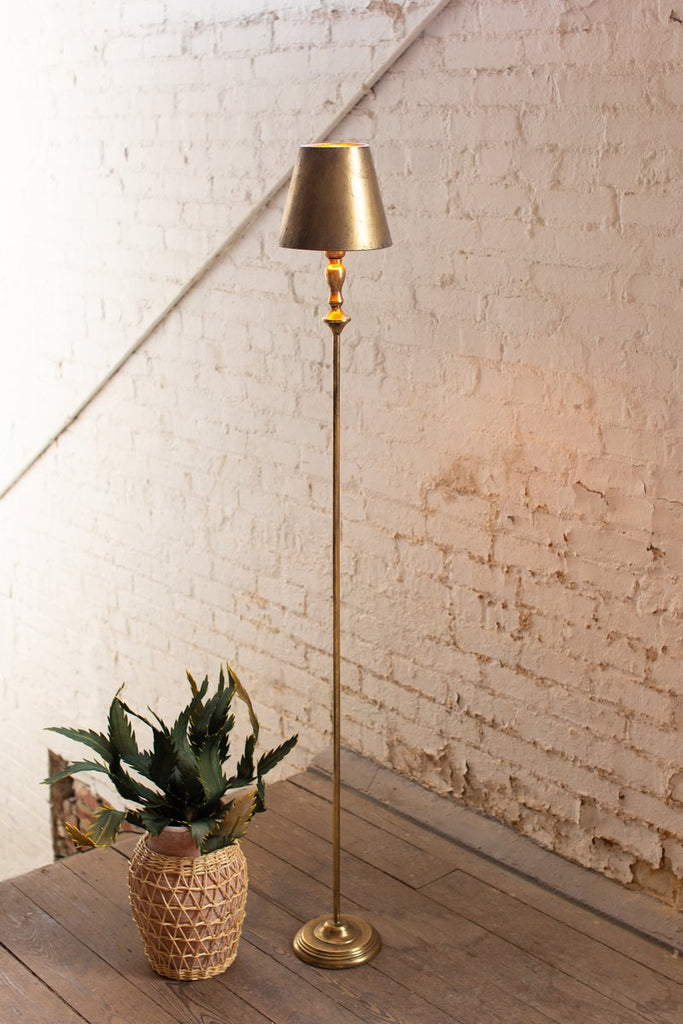 ANTIQUE GOLD TABLE LAMP WITH METAL SHADE-Fiore Verde