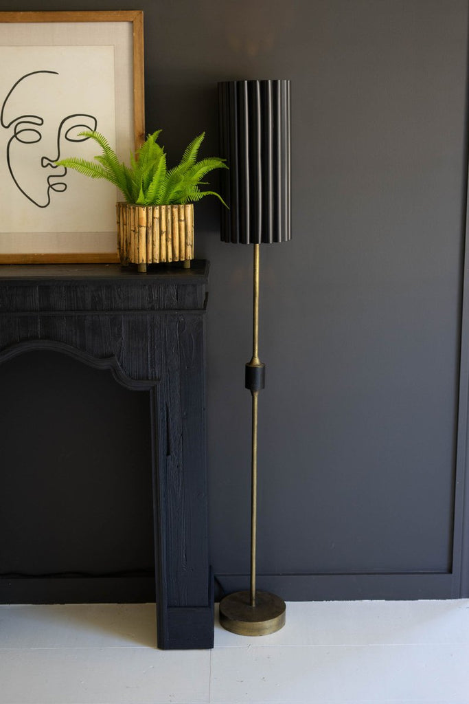 ANTIQUE GOLD FLOOR LAMP WITH FLUTED BLACK METAL SHADE-Fiore Verde