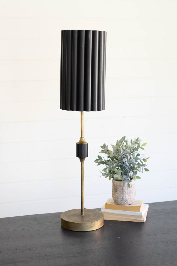 ANTIQUE GOLD TABLE LAMP WITH FLUTED BLACK METAL SHADE-Fiore Verde