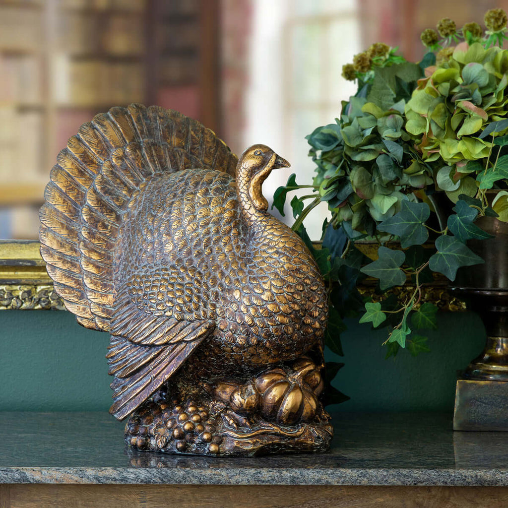 Bronze Turkey Centerpiece-Fiore Verde