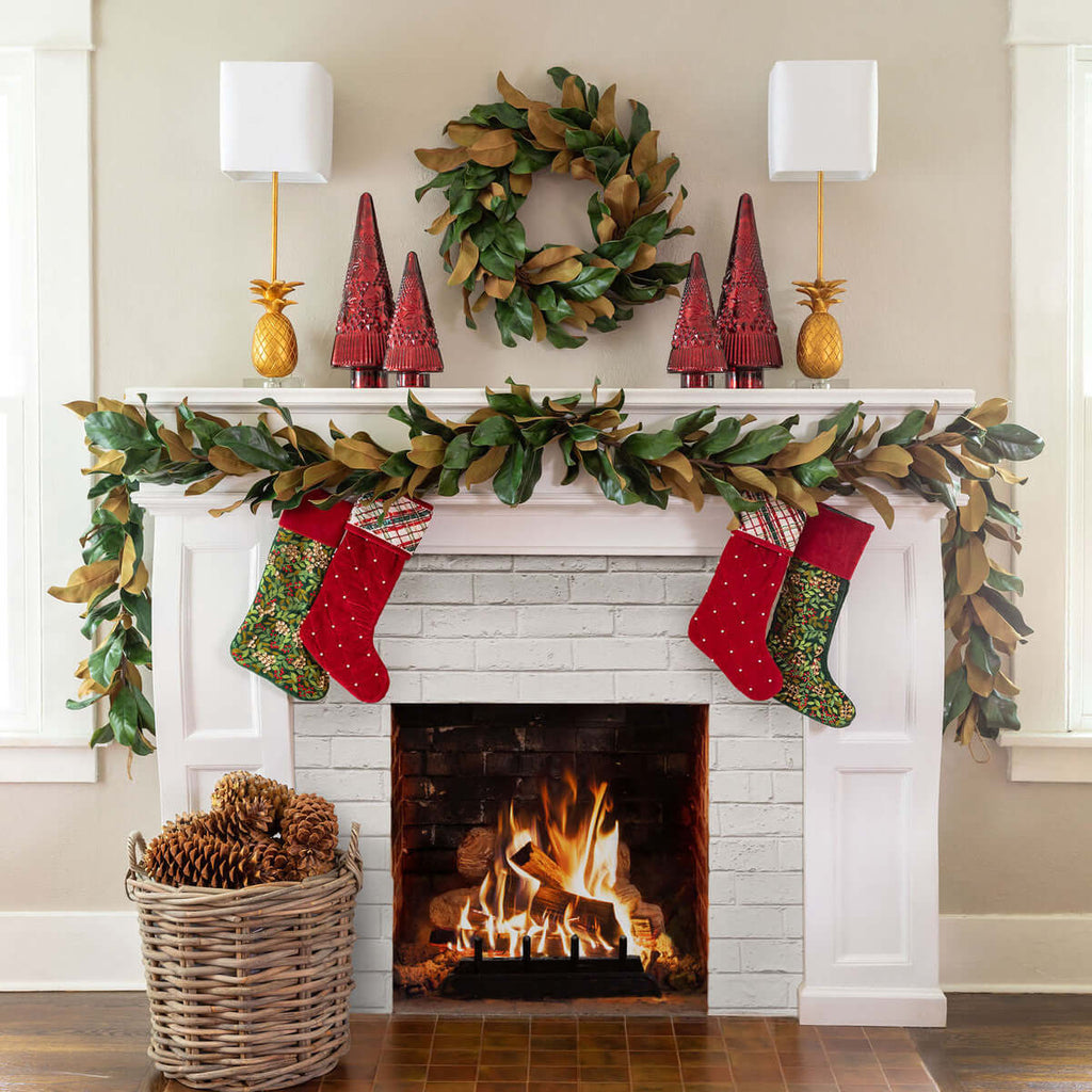 Estate Magnolia Wreath-Fiore Verde