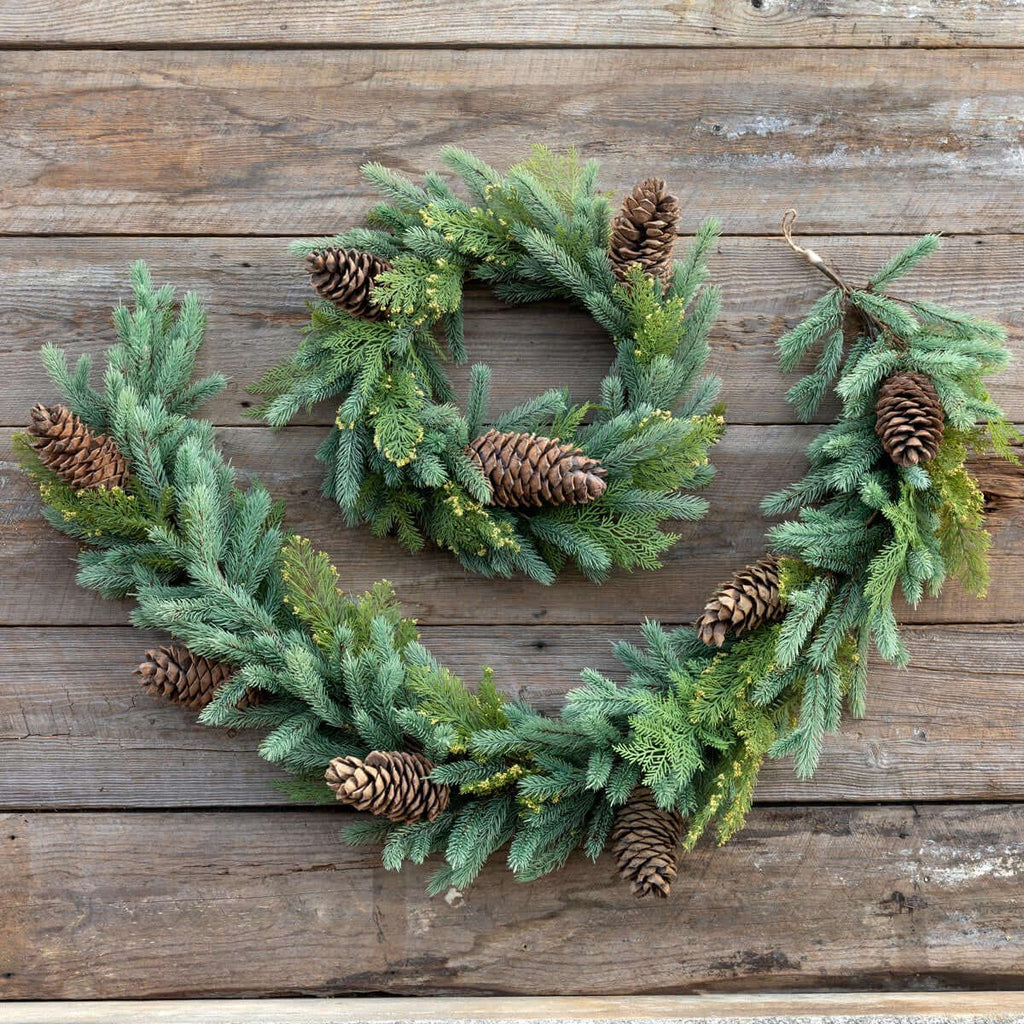 Mixed Evergreen Wreath-Fiore Verde